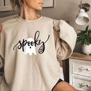 Spooky Halloween sweatshirt! 👻